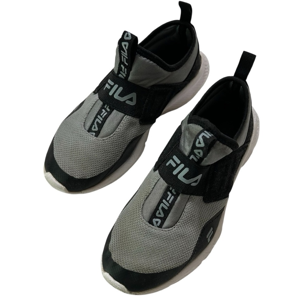 Youth Fila Black-Gray Athletic Shoes. Size 2. Pull on style. School, Play dates.